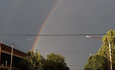 Lluvia, truenos y…colores
