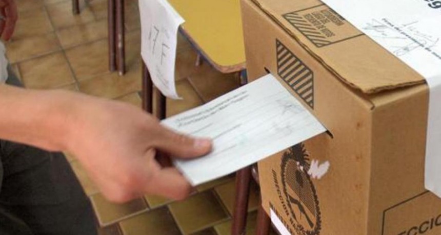 Efecto Verna: Diez provincias ya confirmaron que desdoblarán y adelantarán sus elecciones