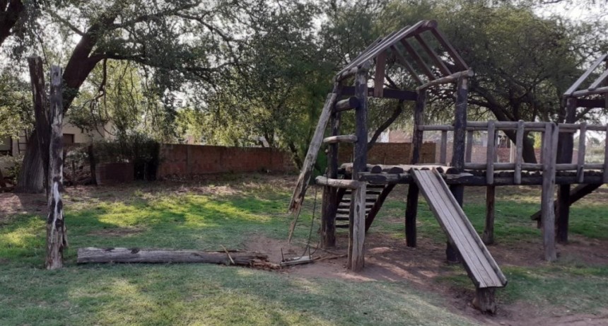 JUEGOS PELIGROSOS PARA NIÑOS EN LOS PISADEROS