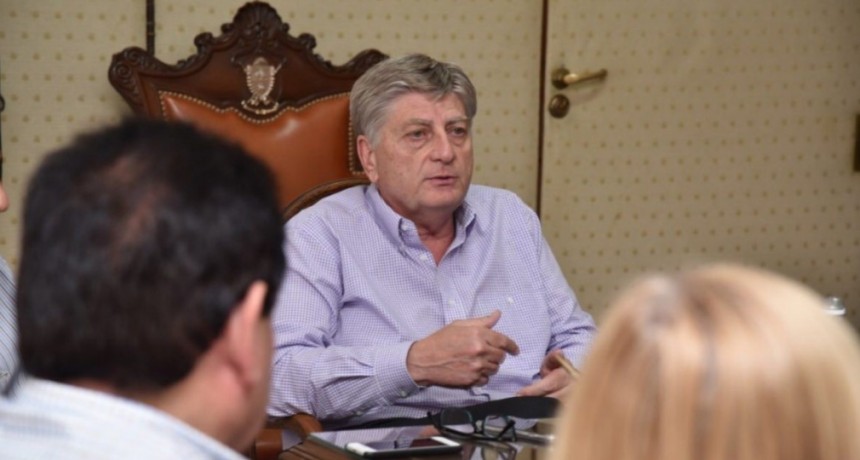 Provincia asiste a 28 municipios para el pago del bono