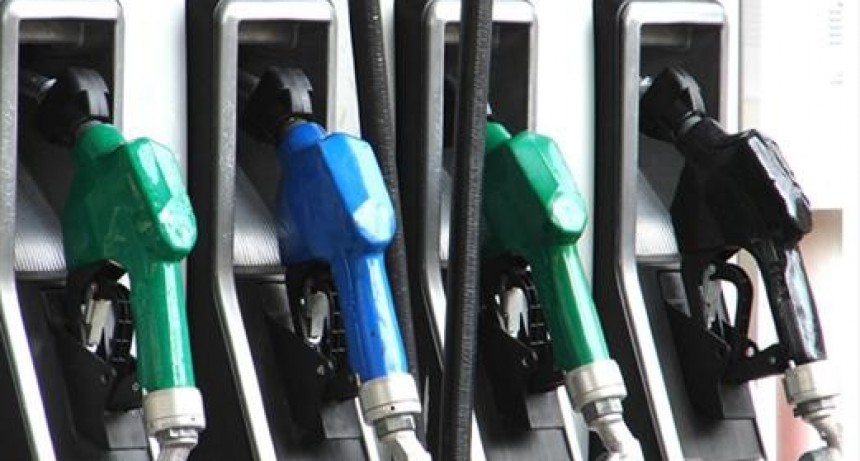 La nafta volvería a aumentar este sábado alrededor de un 2%