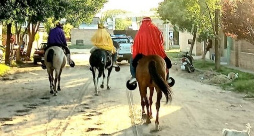 LOS REYES DIJERON PRESENTE