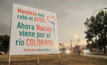 Mendoza nos robó el Atuel. Nación viene por el río Colorado