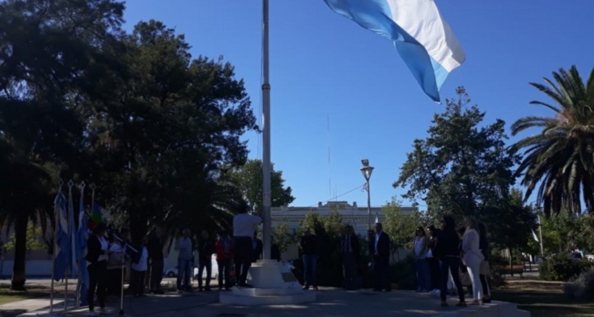 VICTORICA CUMPLE 137 AÑOS