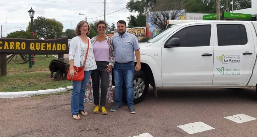  EL CINE MOVIL PROVINCIAL LLEGO A CARRO QUEMADO