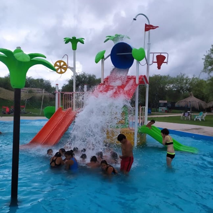 LOVENTUE: VIAJE A SAN LUIS CON LOS CHICOS, ENTREGA DE VIVIENDAS Y EL BONO NAVIDEÑO
