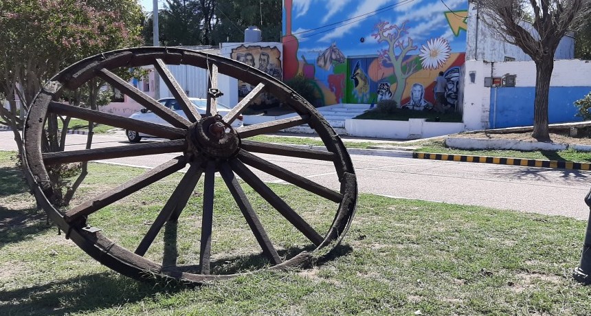 CARRO QUEMADO: EL MUNICIPIO TE HACE LA VEREDA