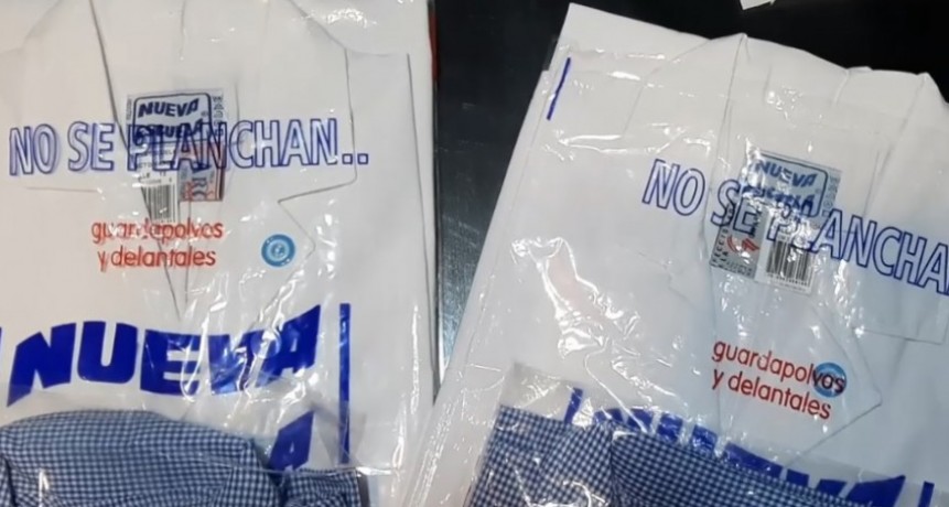 UPCN VICTORICA ESTA ENTREGANDO DELANTALES A SUS AFILIADOS