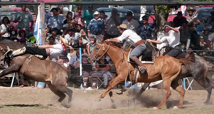 LA PAMPA: AGRUPACIONES GAUCHAS PIDEN LA VUELTA DE LAS JINETEADAS Y EVENTOS TRADICIONALES.