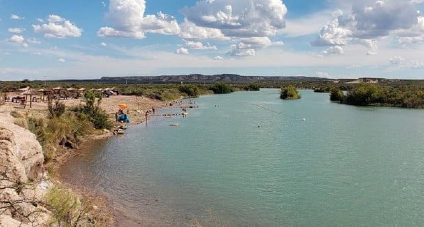LA PLAYITA, DE CASA DE PIEDRA FUE UNO DE LOS LUGARES MÁS VISITADOS POR LOS TURISTAS DURANTE EL FINDE LARGO EN LA PAMPA 