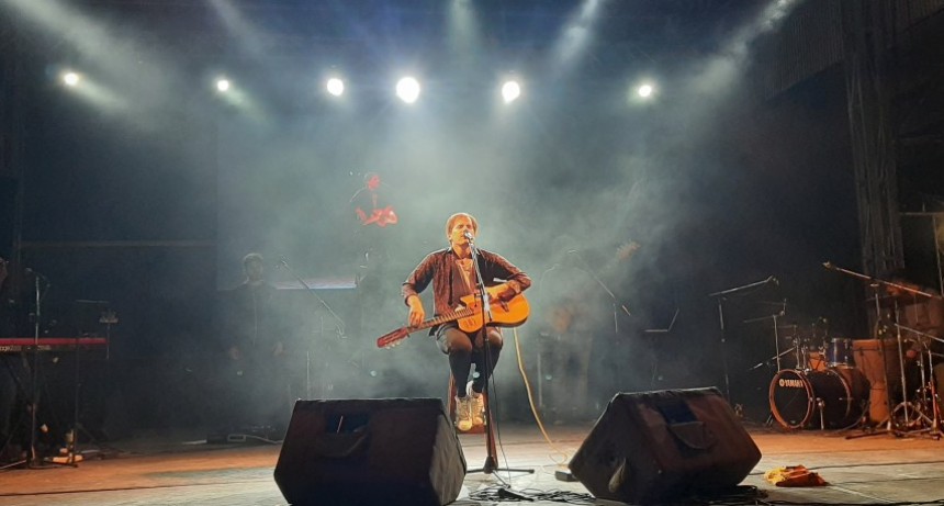 LA FIESTA ES DE TODOS, DONDE LA HACEMOS TODOS