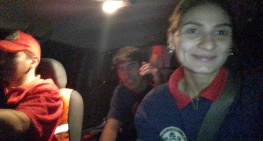 BOMBEROS VICTORIQUENSES RUMBO A COMBATIR LOS FUEGOS EN CORRIENTES