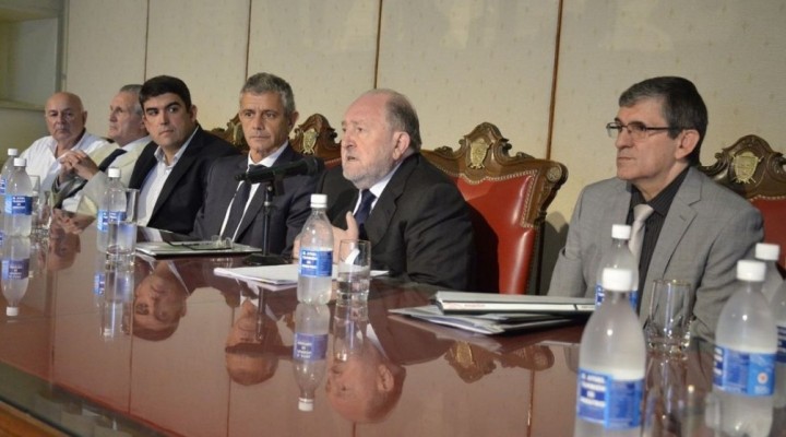 LA PAMPA NO FIRMARÁ EL PACTO FISCAL: “NO ES REBELDÍA, ES RESPONSABILIDAD”