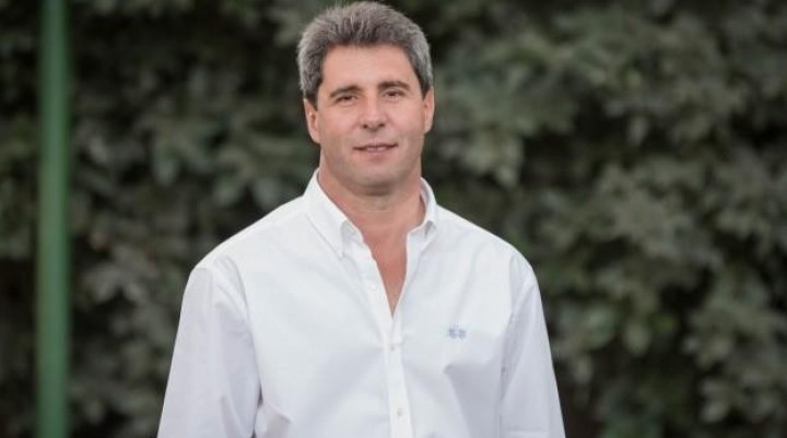 Más que buscar un candidato, el peronismo tiene que buscar un proyecto...