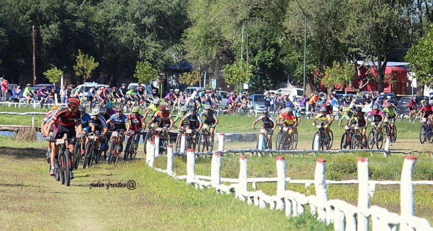MOUNTAIN BIKE : GANARON ROVIRA, SALVATIERRA, SIERRA ENTRE OTROS