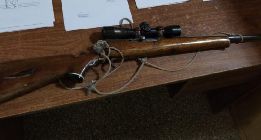 Secuestran un arma de fuego y carne de animales silvestres en el Puesto Caminero El Durazno