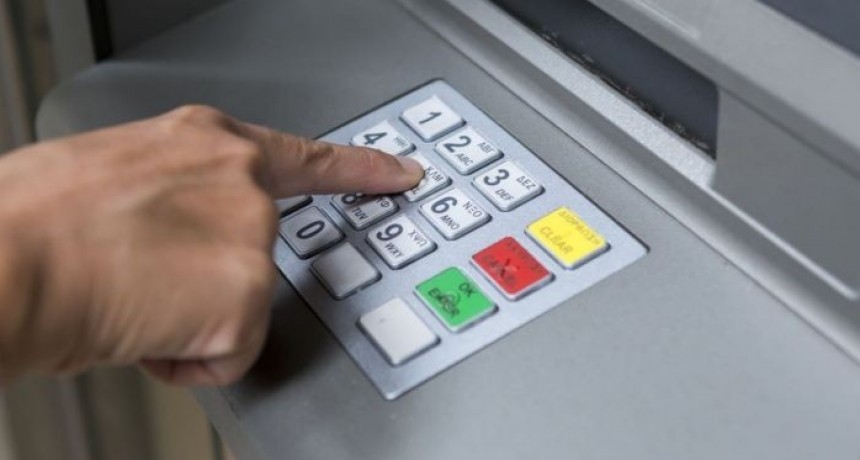 VICTORICA:  LOS EMPLEADOS DE PLANTA PERMANENTE COBRARON EL SUELDO EN CUOTAS