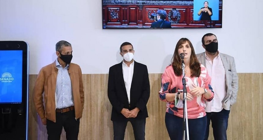 «Luchy» Alonso inauguró obras en el Senado