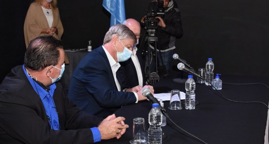 Ziliotto firmó Convenio de Colaboración para la Gestión del Acuífero del Valle Argentino
