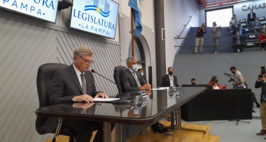 Ziliotto anunció que en 2022 habrá 32.400 millones de pesos para obras 