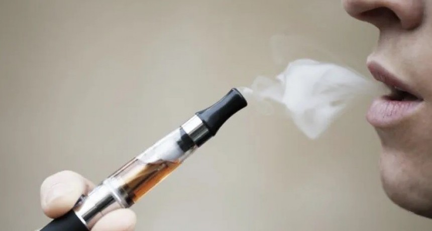 El Ministerio de Salud prohibió los inhaladores electrónicos de tabaco