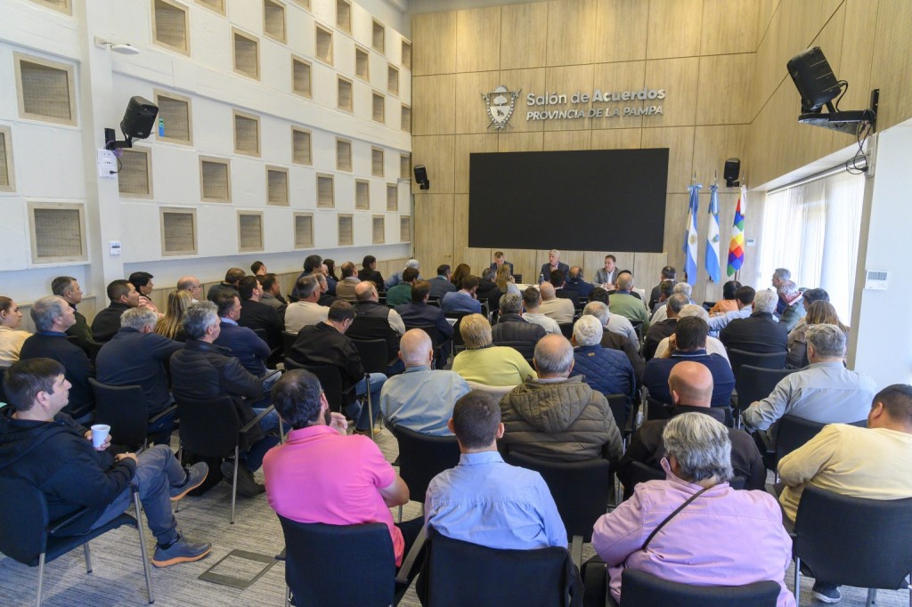 Marcha de docentes autoconvocados: En el oeste no estamos pudiendo acceder a cosas básicas