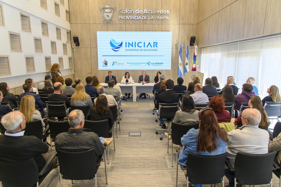 Ziliotto lanz&oacute; las Becas Iniciar para vincular a estudiantes con empresas