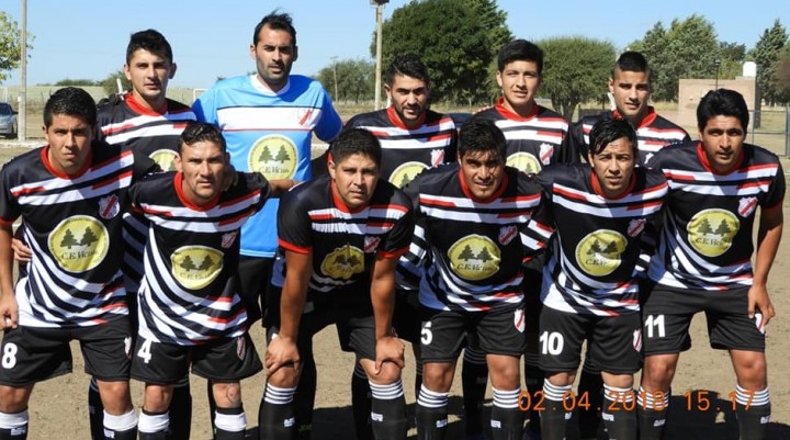 COPA CARRO QUEMADO: Cochico con pilcha nueva le ganó a Luan Toro y es finalista