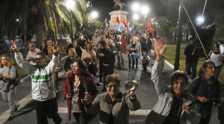 En Santa Rosa y el pais tambien se siente el ruidazo contra el tarifazo