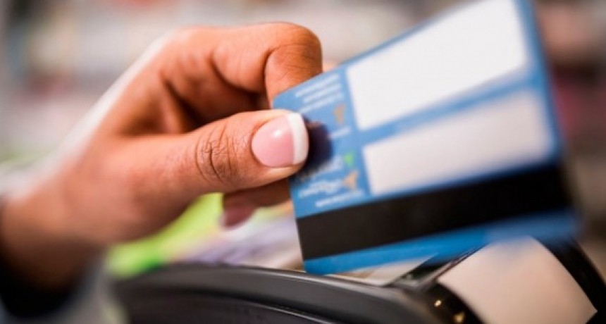 Tarjetas de crédito: el resumen se podrá financiar con tres meses de gracia y en nueve cuotas