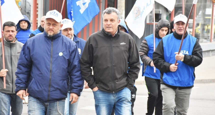 Colectivos: dictan conciliación obligatoria pero en La Pampa habrá paro y movilizacíon 
