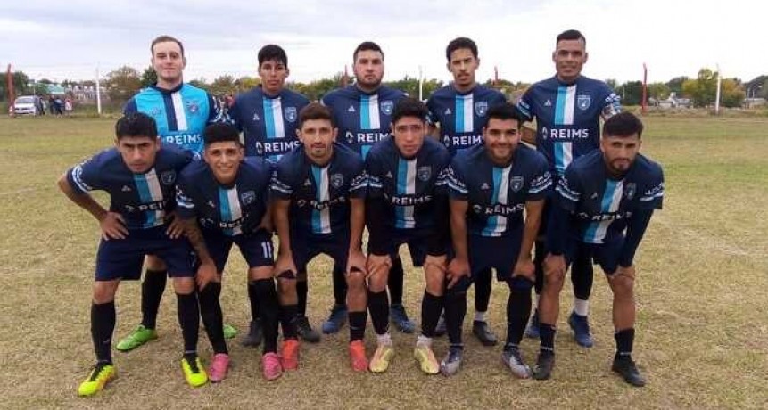 CARRO QUEMADO SE TRAJO UN PUNTO DE VISITANTE