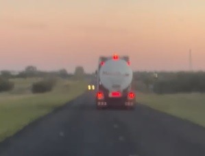 Demoran a camionero en Victorica por alcoholemia, maniobras peligrosas y resistencia a la autoridad (mir&aacute;)