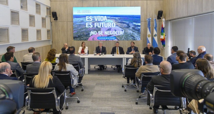 La Pampa present&oacute; un amparo ambiental colectivo contra la modificaci&oacute;n de la Ley de Glaciares