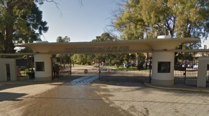 Estaba prófugo y cayó por burrero: Atrapan a un pampeano condenado por abuso cuando fue a una carrera de caballos