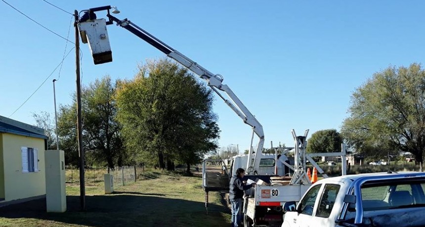 Telen: Colocación de luminaria led 