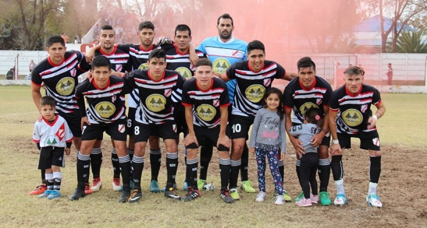 Cochico bajo a uno de los punteros