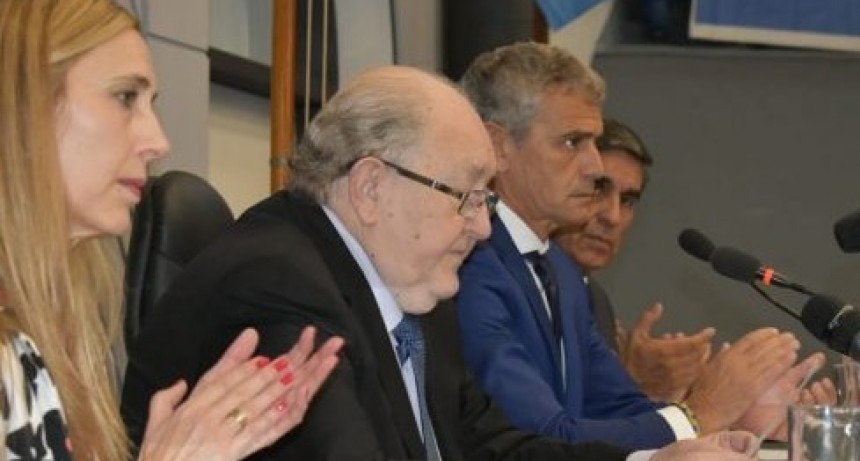 “EMPATEL”: Así definió el gobernador Verna a la futura empresa provincial de Telecomunicaciones