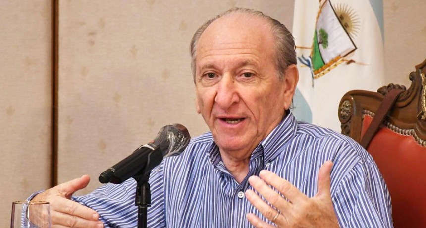 Kohan advierte que lo 