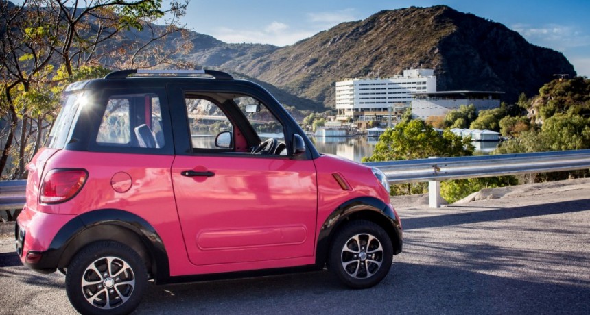 Salió “Tito”: el auto eléctrico fabricado en San Luis