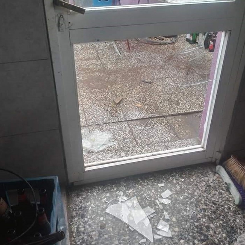  VANDALISMO EN TELEN, ROMPEN LOS HUEVOS Y VIDRIOS EN LA TERMINAL