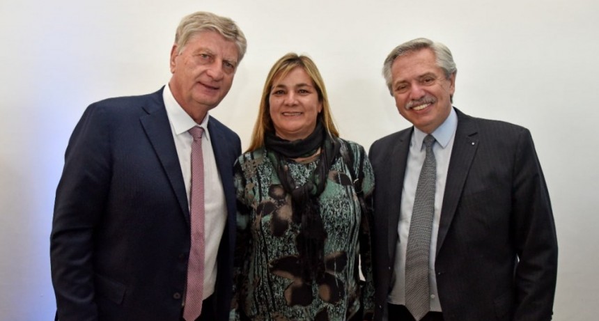 LUAN TORO: MÓNICA VALOR CON EL PRESIDENTE EN PICO...ABORDÓ EL TEMA DE CALIDAD DEL AGUA EN LA LOCALIDAD