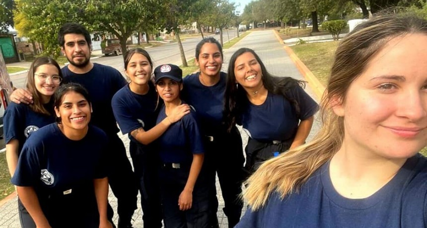 VICTORICA TIENE 8 NUEVOS BOMBEROS