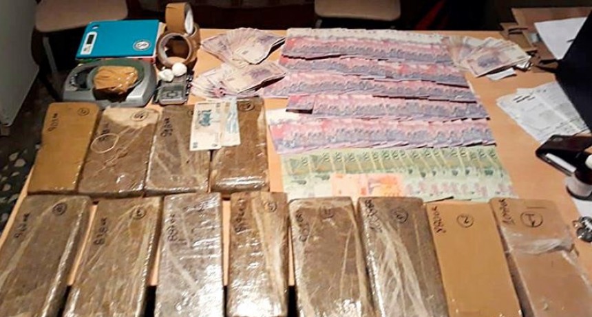 EL MINISTRO DE SEGURIDAD GONZÁLEZ ESTUVO PRESENTE EN EL PROCEDIMIENTO DE SECUESTRO DE DROGAS