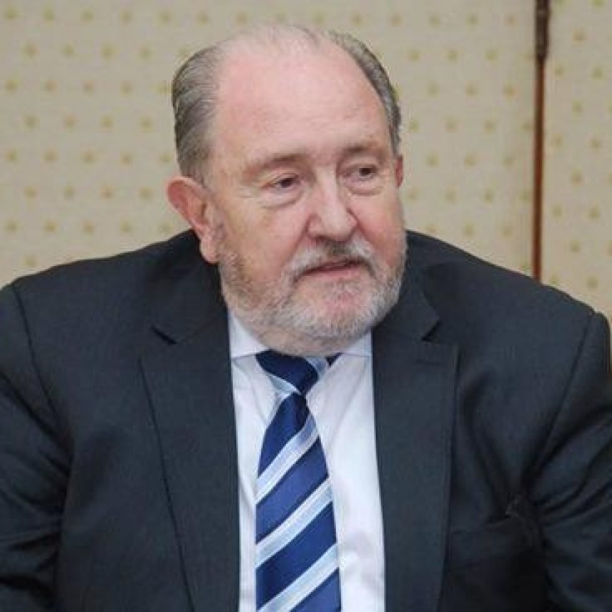 Verna siente “vergüenza ajena” por los gobernadores que apoyan al FMI