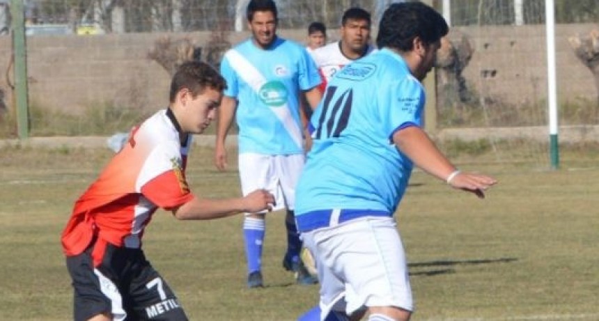 LIGA MUNICIPAL: Carro Quemado perdió por goleada y expulsión del DT