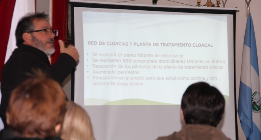 AUDIENCIA PUBLICA EN EL SALON MUNICIPAL