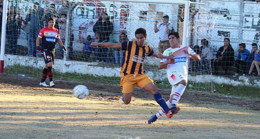 Primera B: GANARON COCHICO Y EL DEPORTIVO TELEN