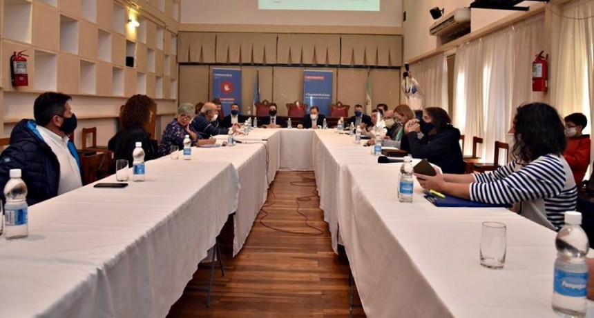 ZILIOTTO CONVOCÓ A PARITARIAS PARA EL 19 DE JUNIO