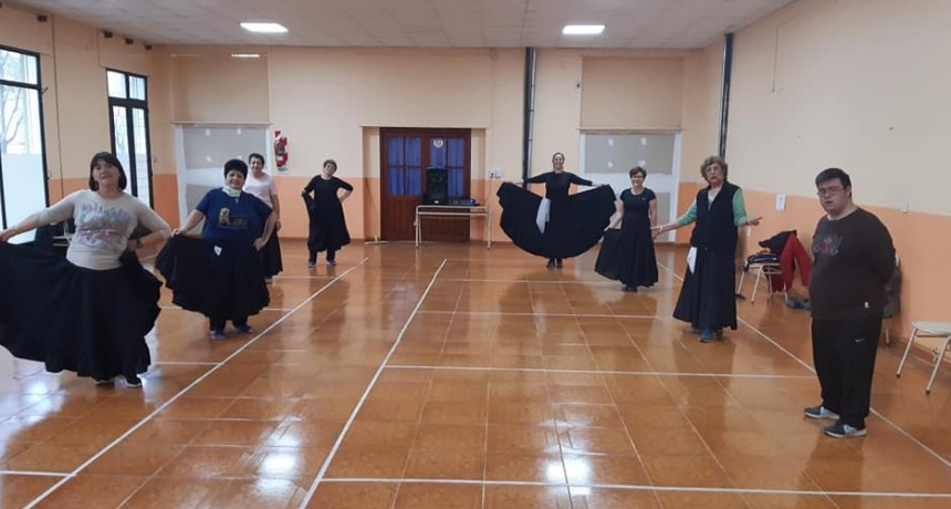 ALMA CRIOLLA VOLVIÓ A LOS ENSAYOS